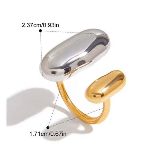 Geometric Oval Ring - Silver/Gold