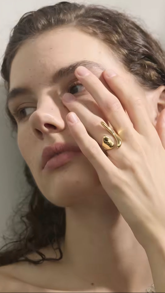 Fluid Wave Open Ring