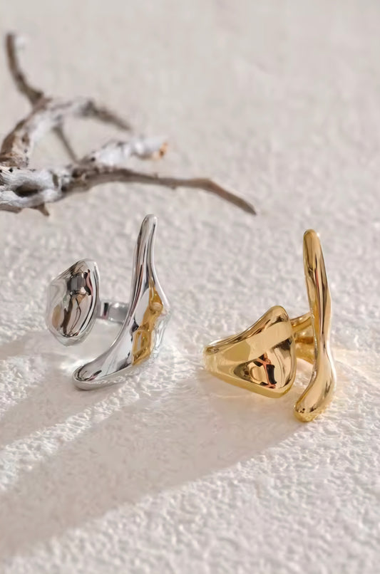 Fluid Wave Open Ring